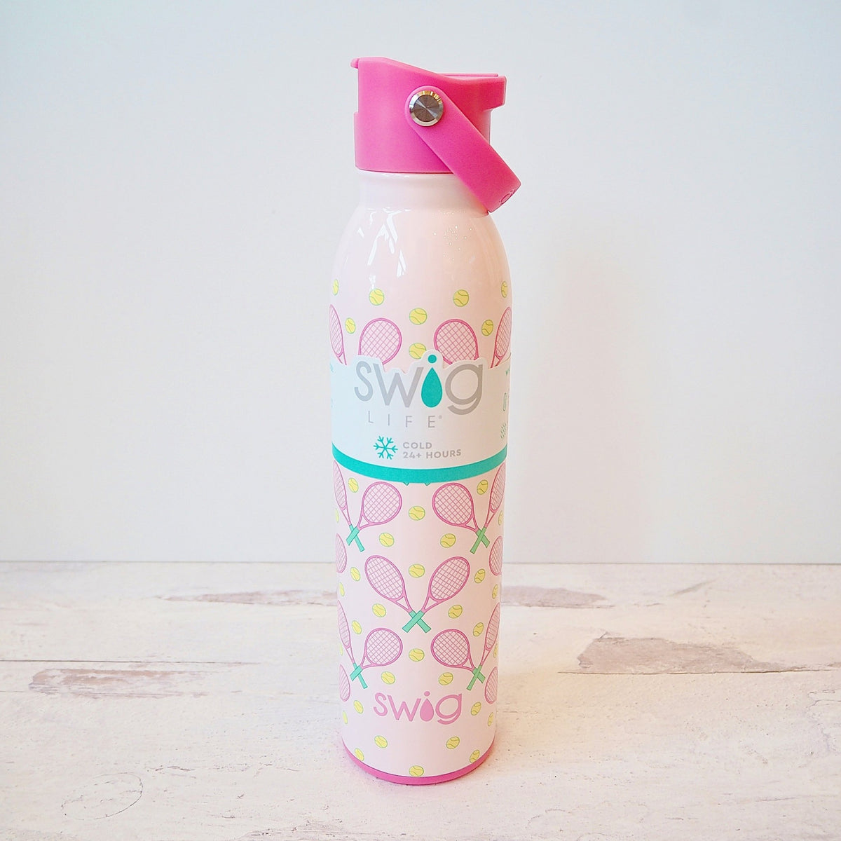 http://girlbebrave.com/cdn/shop/products/swig-life-20oz-tennis-water-bottle-325038_1200x1200.jpg?v=1692884277