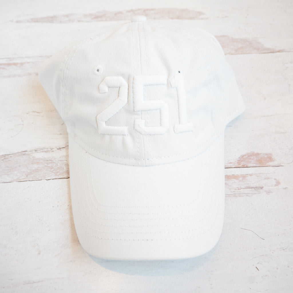 251 Hats - Girl Be Brave